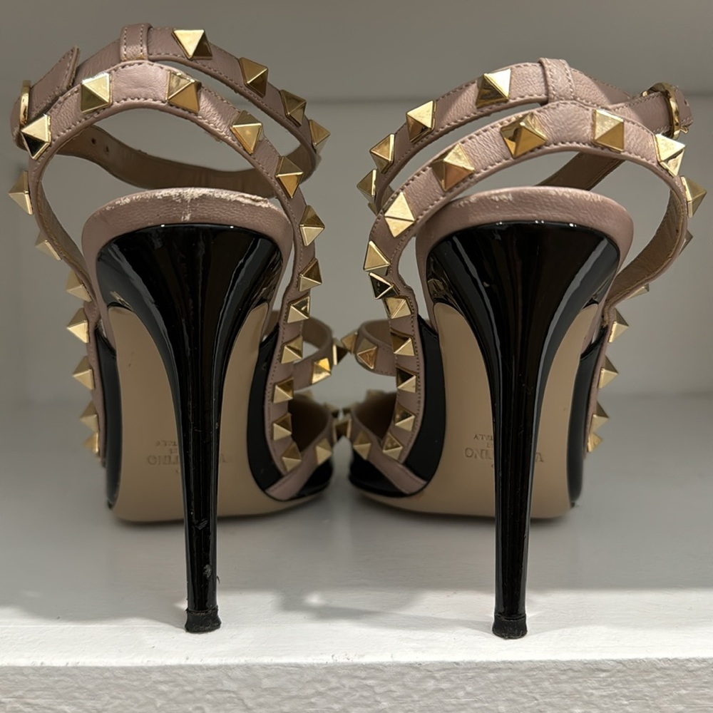 Valentino rock studs🖤 - Picture 6 of 9